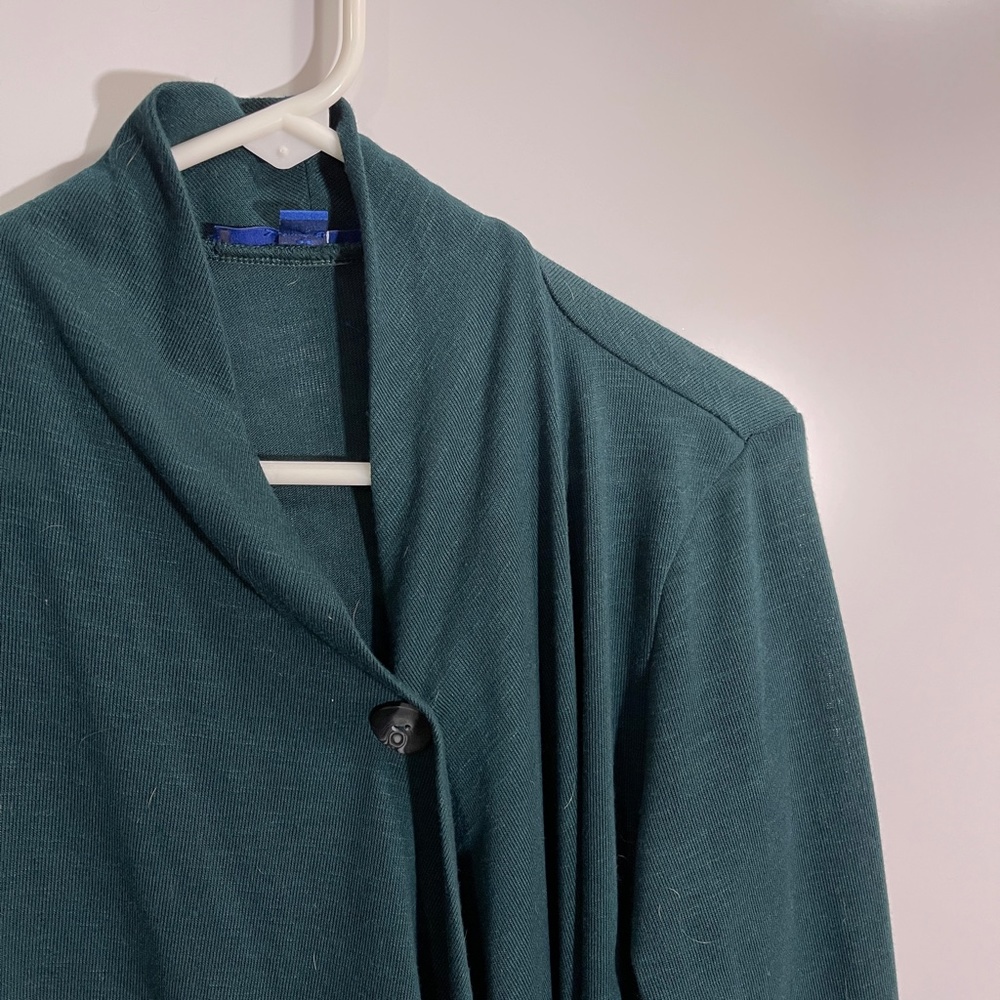Apt. 9 Hunter Green Off Center Button Cardigan Top Size Small - Picture 2 of 7